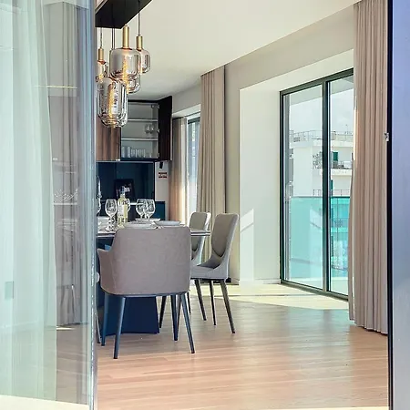 Majestic Penthouse View By Atlantic * Funchal (Madeira)