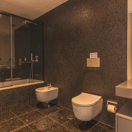 Majestic Penthouse View By Atlantic * Funchal (Madeira)